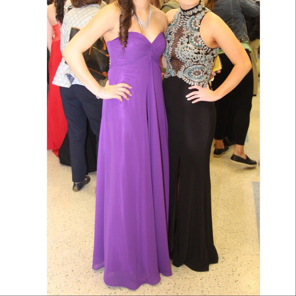 Fabian’s purple prom dress, size 6